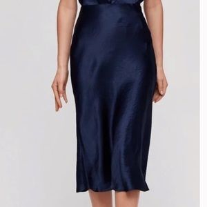Babaton navy silky skirt- size 0